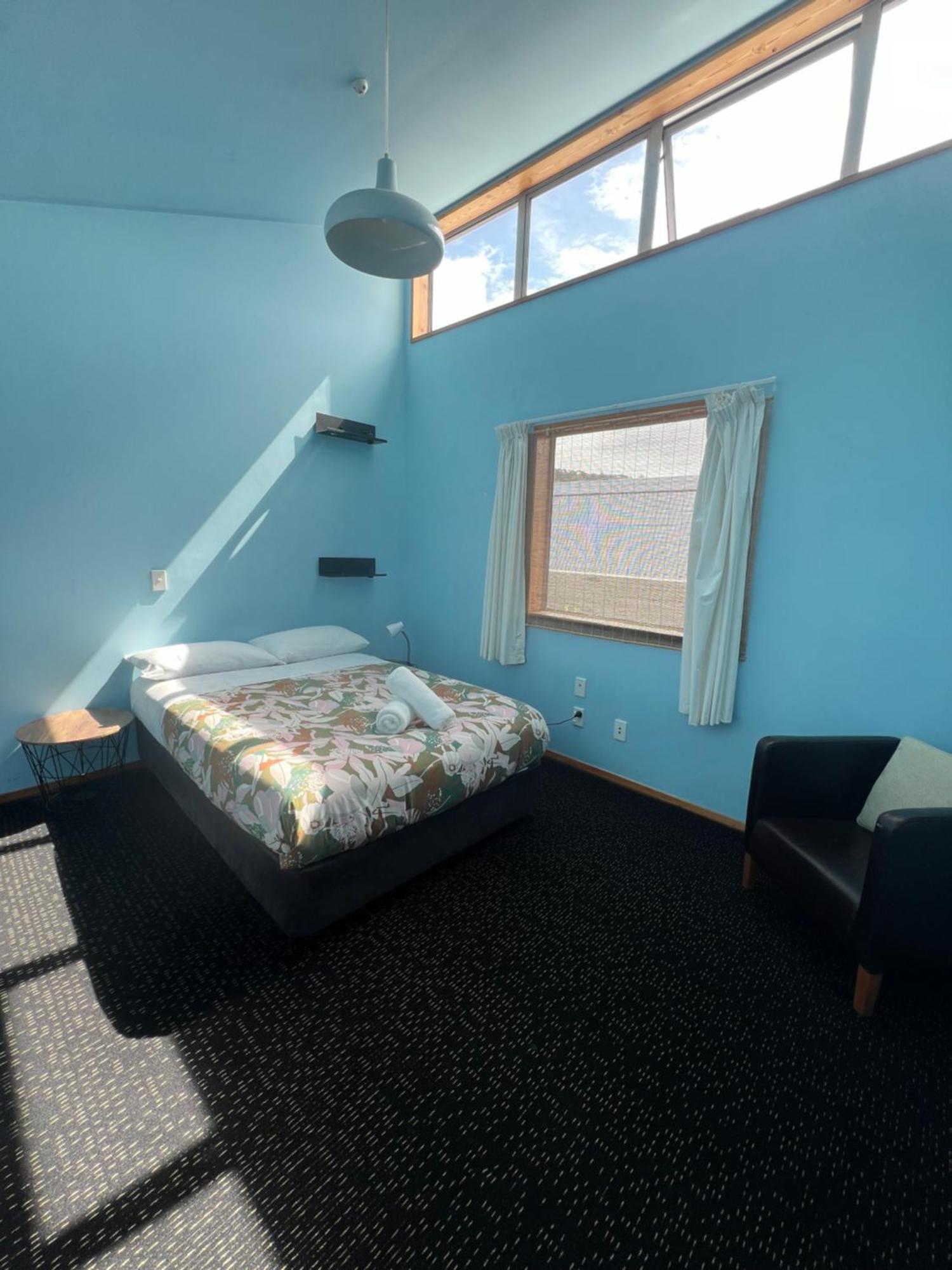On Top Backpackers Dunedin Exterior foto