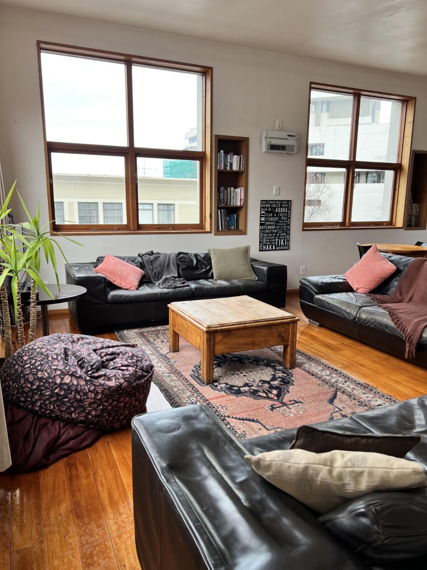On Top Backpackers Dunedin Exterior foto